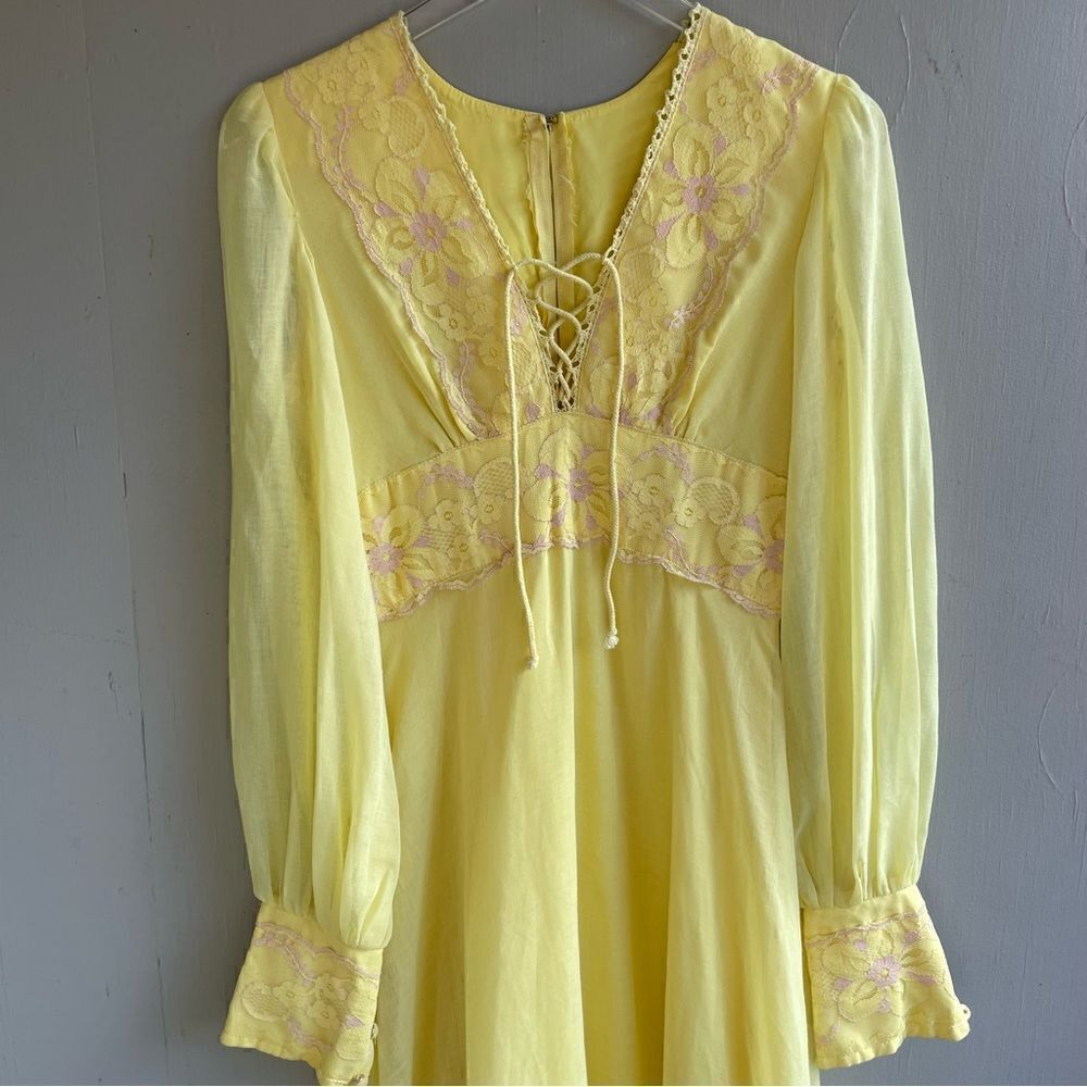 Vintage 1970s Pastel Yellow Maxi Dress - Picture 2 of 15